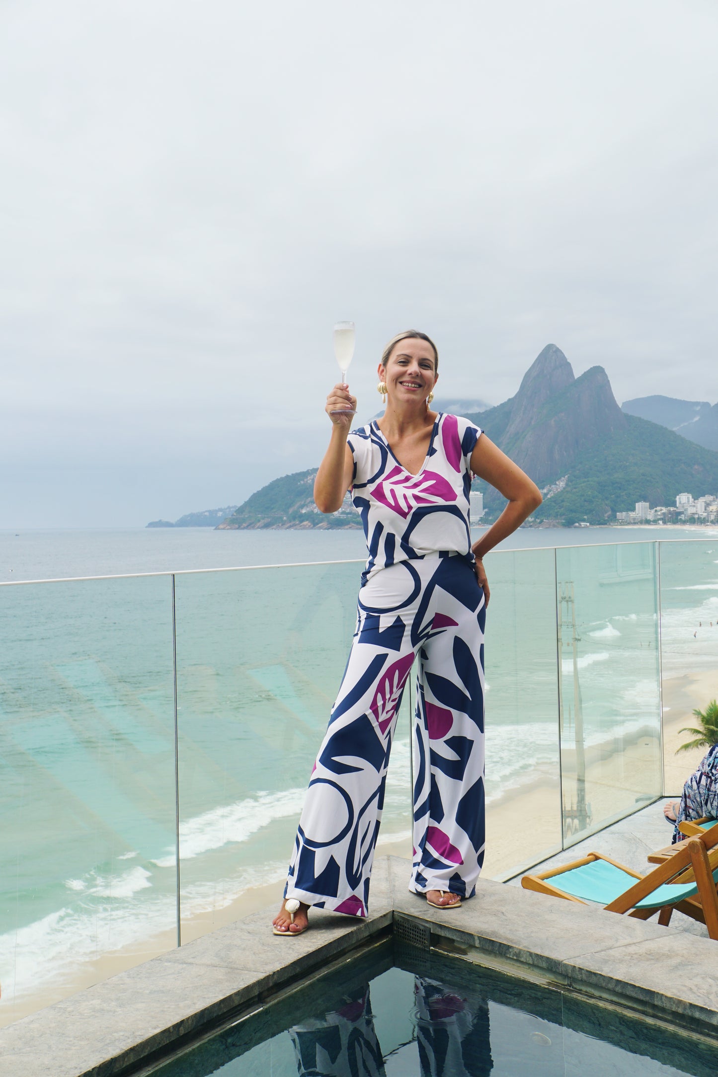 Blusa Fluit Manga Glau Estampa Cruz/Azul